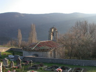 La chapelle et le cimetière