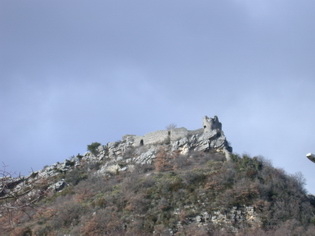 vue sur le château de Cornillon
